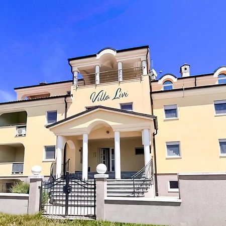 Villa Livi - Luxury Sea View Appartments Медулин Екстериор снимка