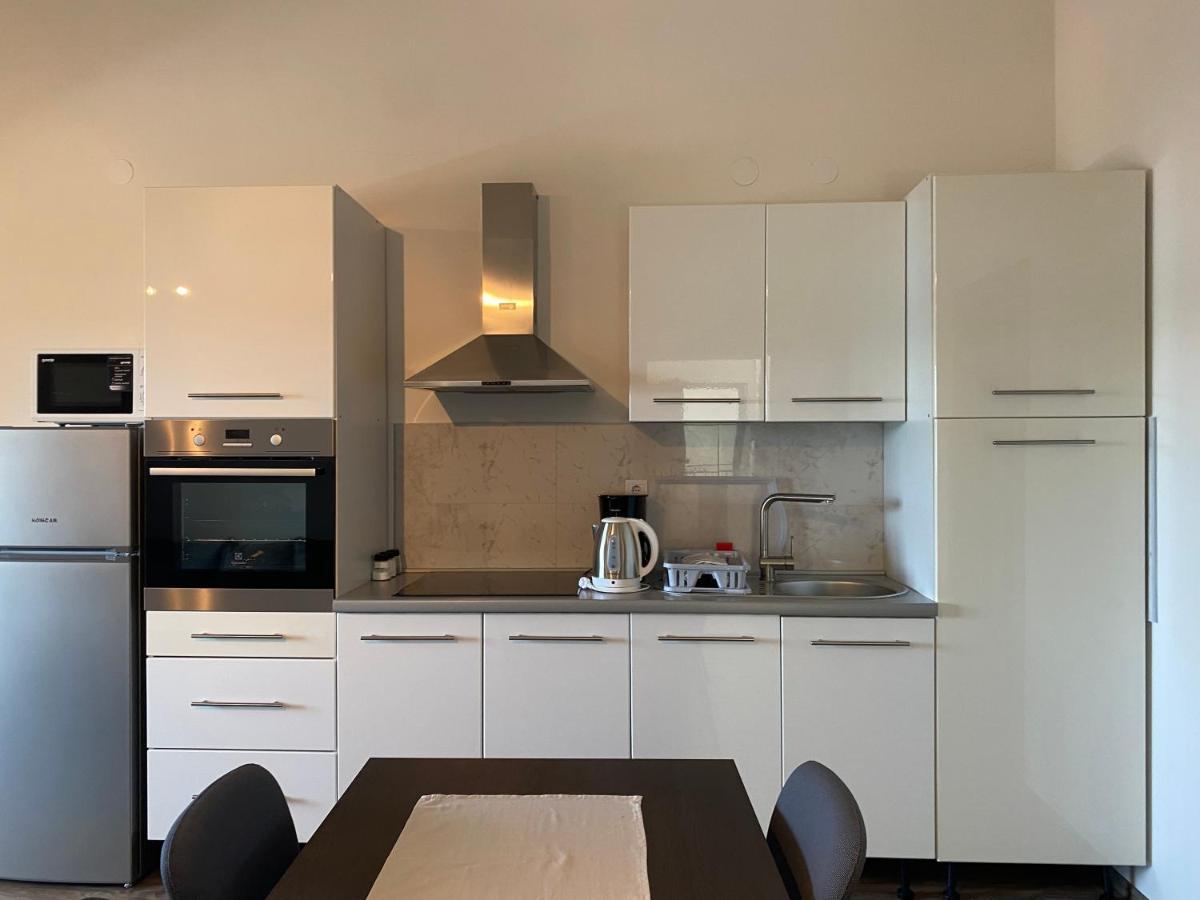 Villa Livi - Luxury Sea View Appartments Медулин Екстериор снимка